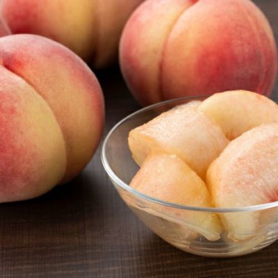 山梨県産 桃【A品】1.8kg　５～６玉